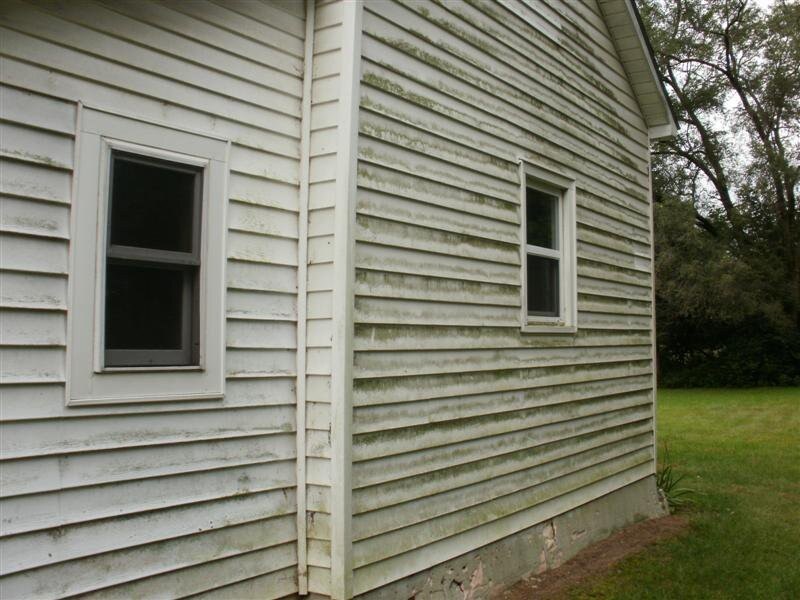 AquaClean_VinylSiding-Before